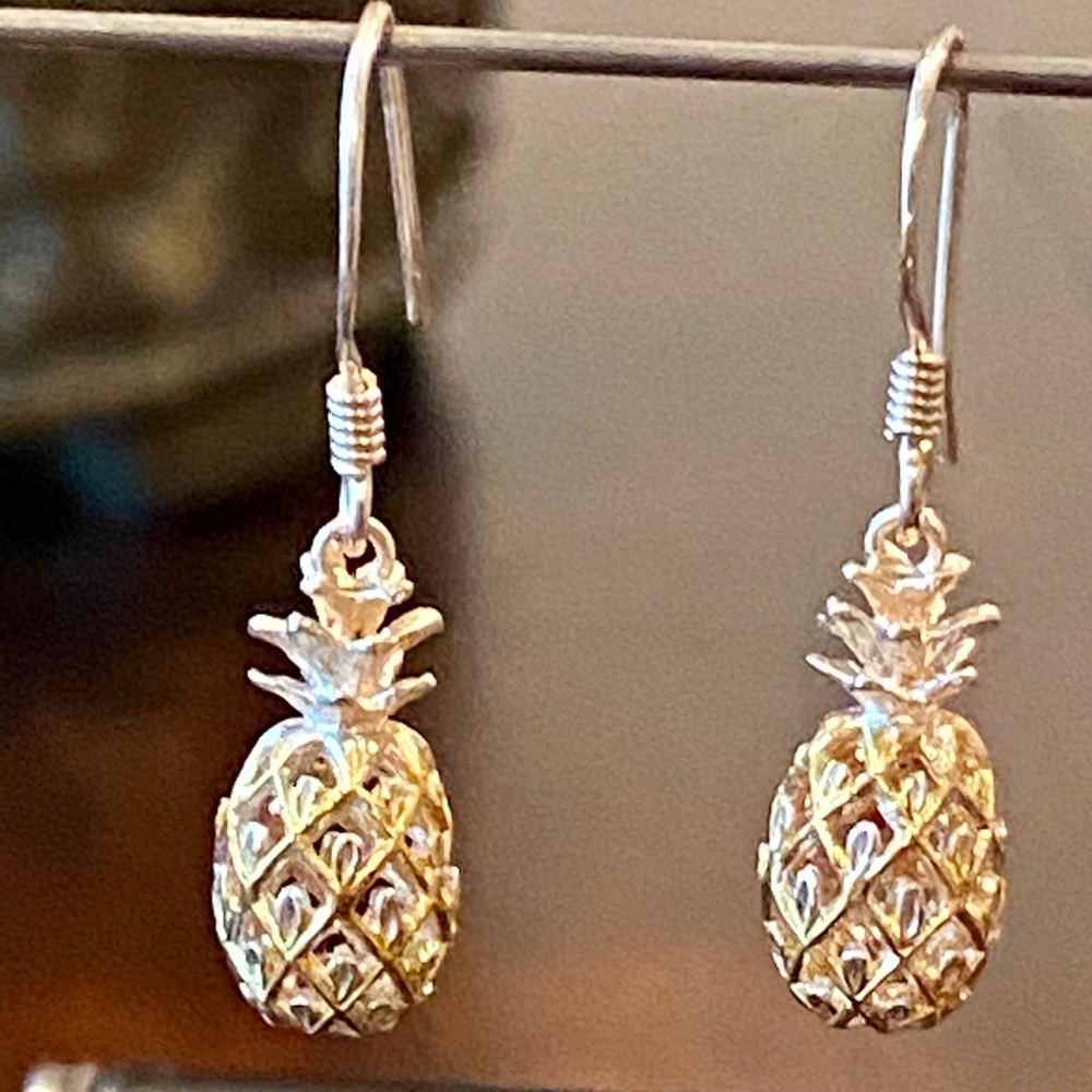 NEW - Pineapple Earrings